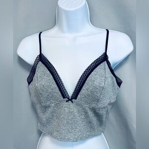 Victoria's Secret Cropped Tank Top Sz XL Gray‎
